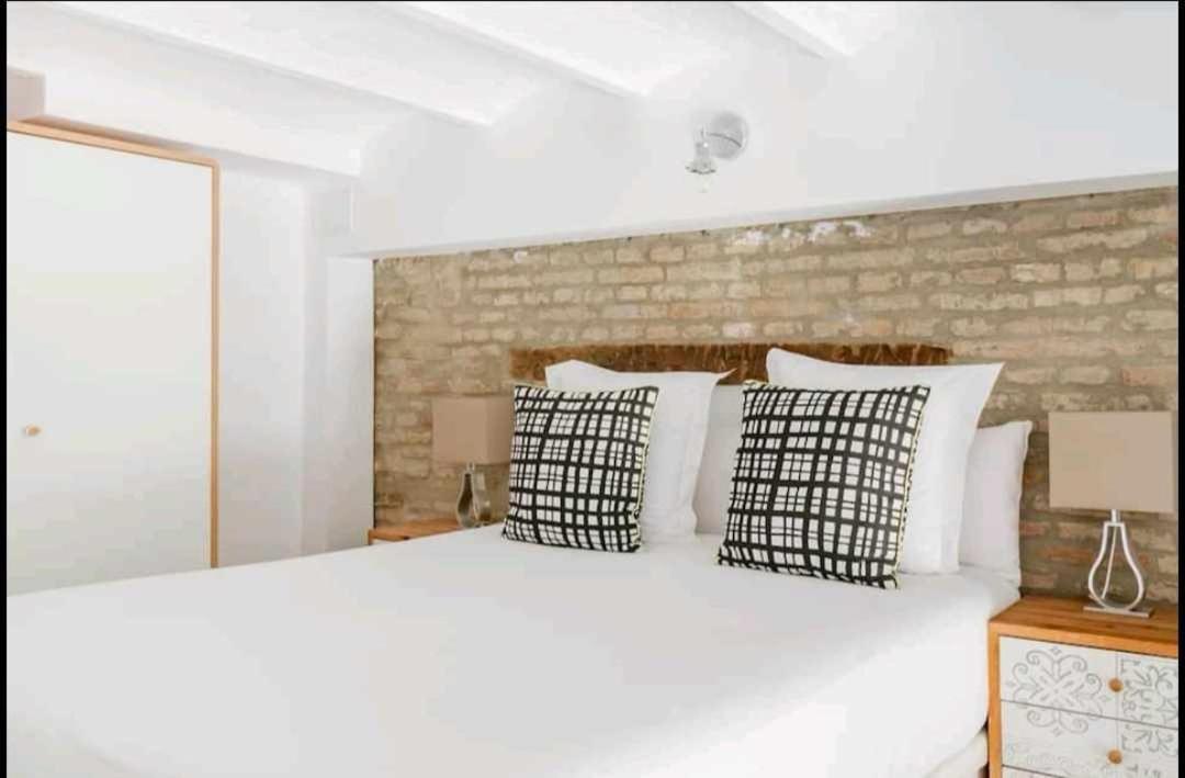 Isg Lovely Duplex Séville