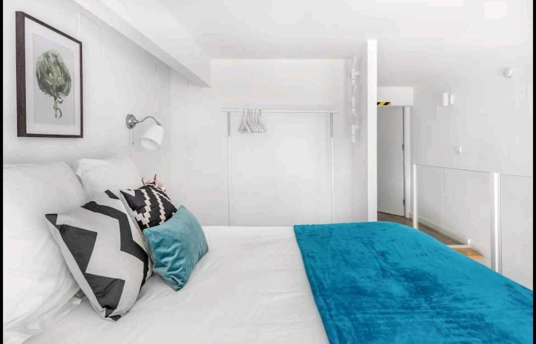 Isg Lovely Duplex